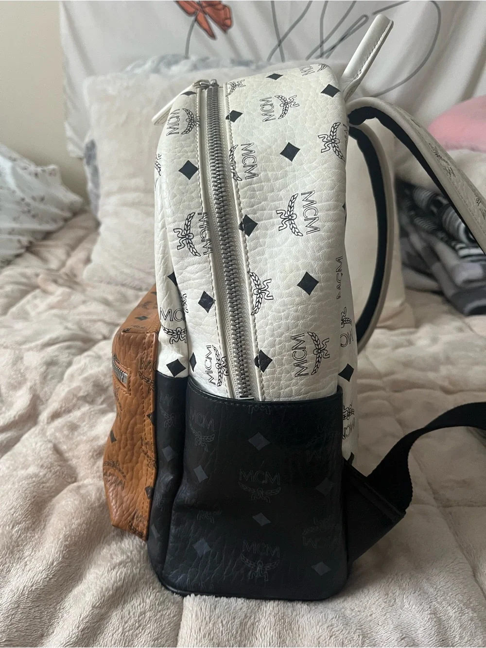 MCM, Stark Tricolor Visetos Canvas backpack small in white, cognac and black